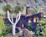 Anwesen mit Pool und Panoramablick auf El Hierro