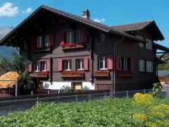 Zu vermieten 3 1/2 Zimmer Dachwohnung in Frutigen