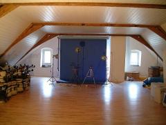 144 m2 Loftartiger Raum mit Dachschrägen (1390.-)
