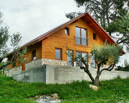 Neubau-Haus mit Meer- und Bergblick