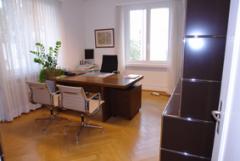 Stadt Zürich:Büro in Anwaltskanzlei mit Sekretariat
